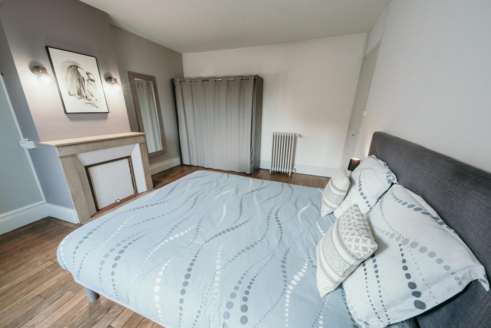 Appartement D'Alexandre Hyper Centre-Ville ชาร์เลอวิลล์-เมซิแยร์ ภายนอก รูปภาพ