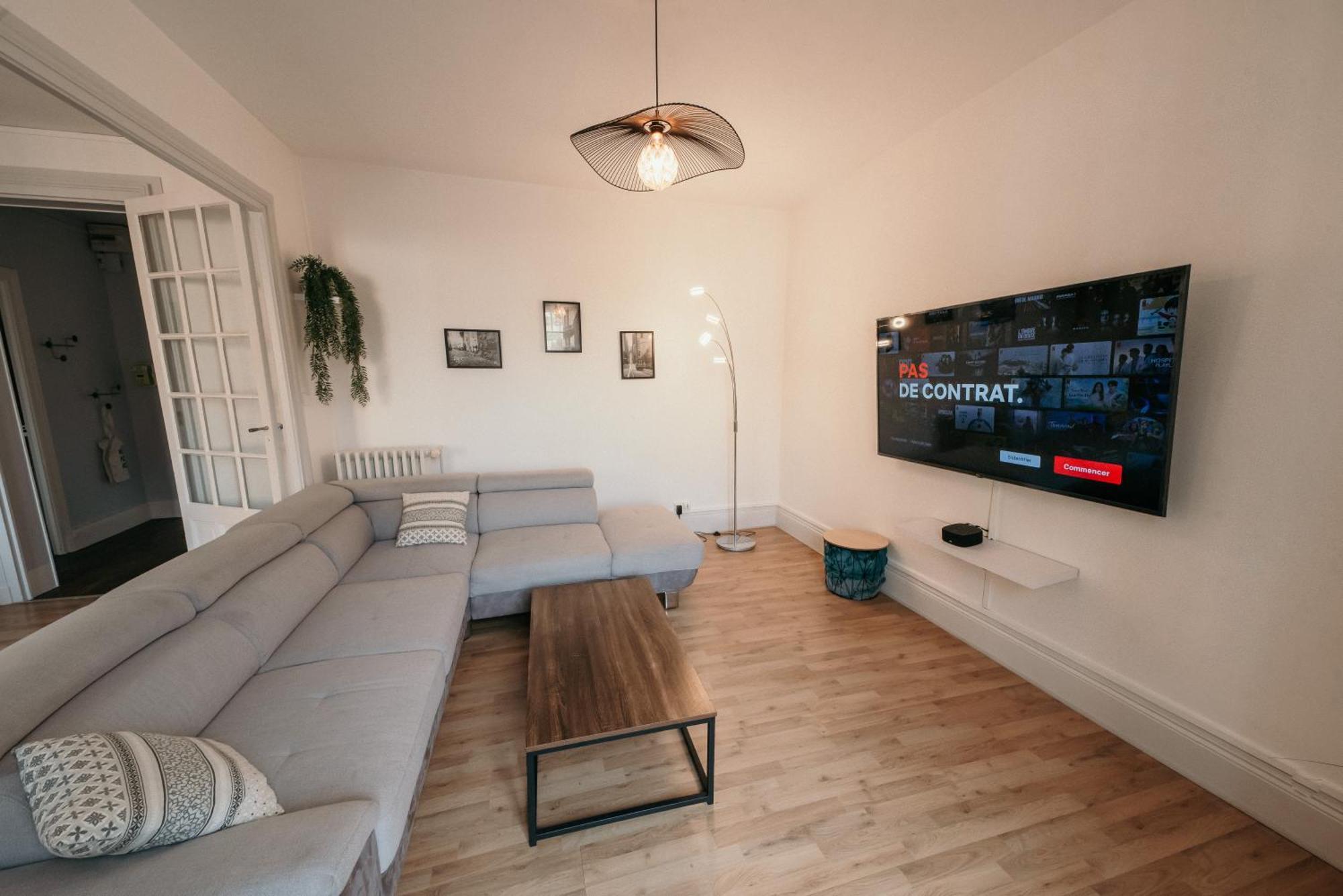 Appartement D'Alexandre Hyper Centre-Ville ชาร์เลอวิลล์-เมซิแยร์ ภายนอก รูปภาพ